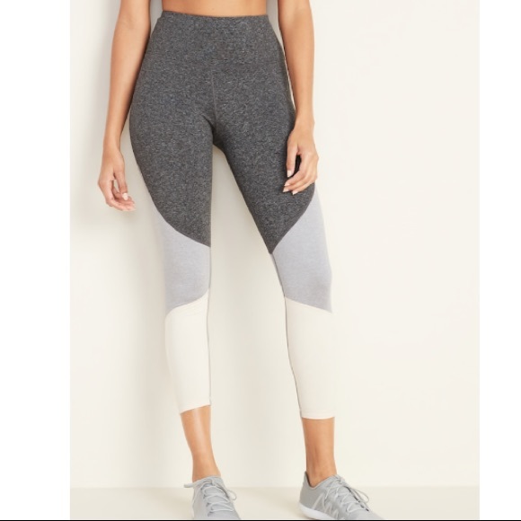 Old Navy Pants - High waist 7/8 length color block leggings. NWT